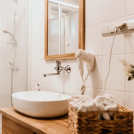 Apartamenty Na Stoczku nad jeziorem z widokiem na jezioro JACUZZI Polańczyk Zewnętrze zdjęcie