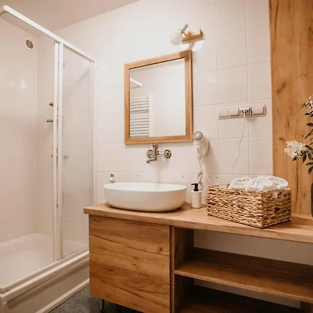 Apartamenty Na Stoczku nad jeziorem z widokiem na jezioro JACUZZI Polańczyk Zewnętrze zdjęcie